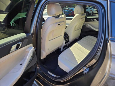 2022 BMW X6 xDrive40i