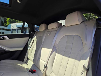 2022 BMW X6 xDrive40i