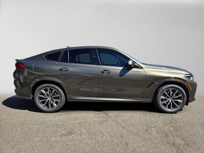 2022 BMW X6 xDrive40i