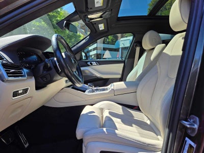 2022 BMW X6 xDrive40i