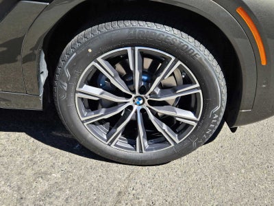 2022 BMW X6 xDrive40i