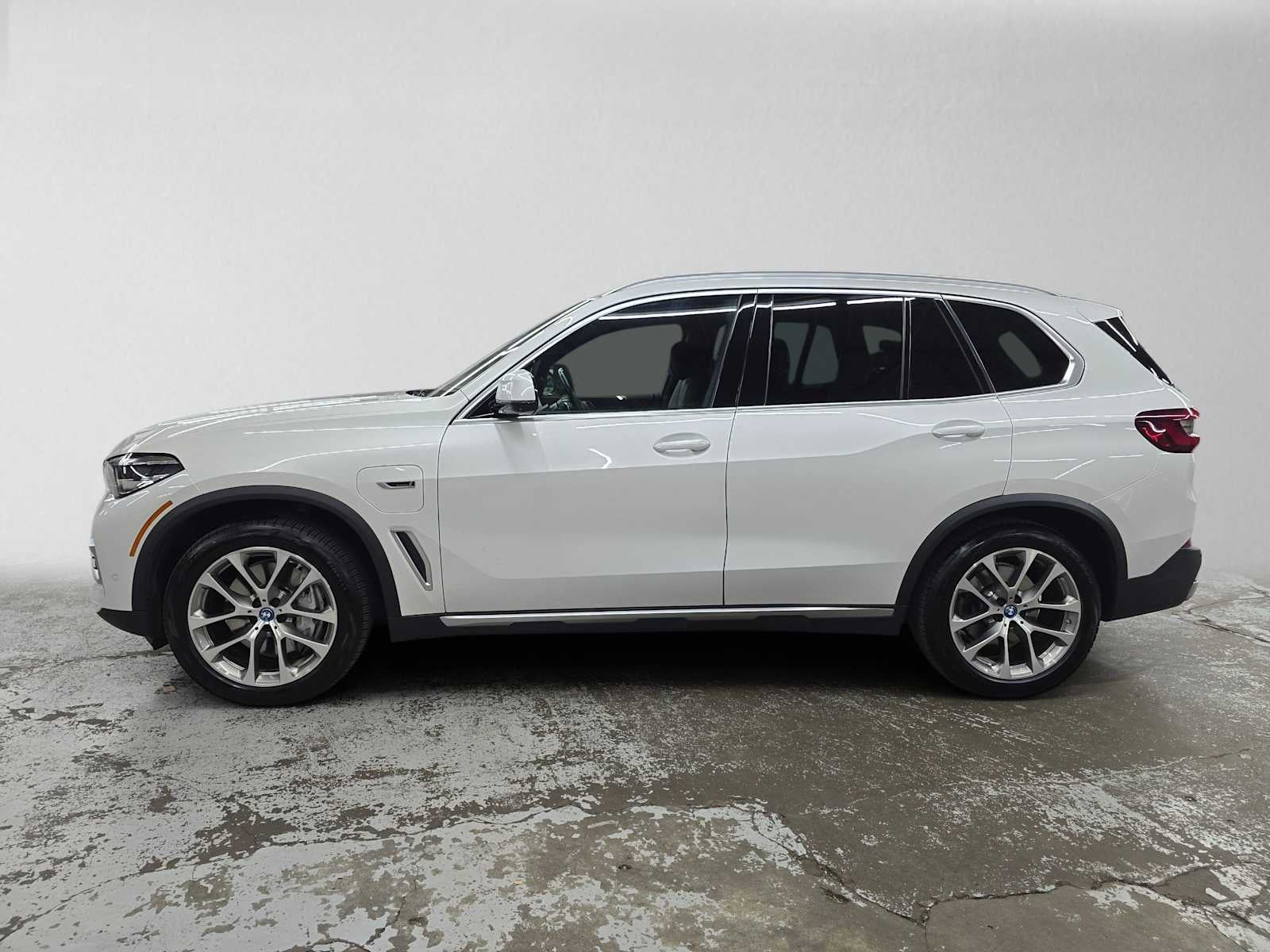 2022 BMW X5 xDrive45e