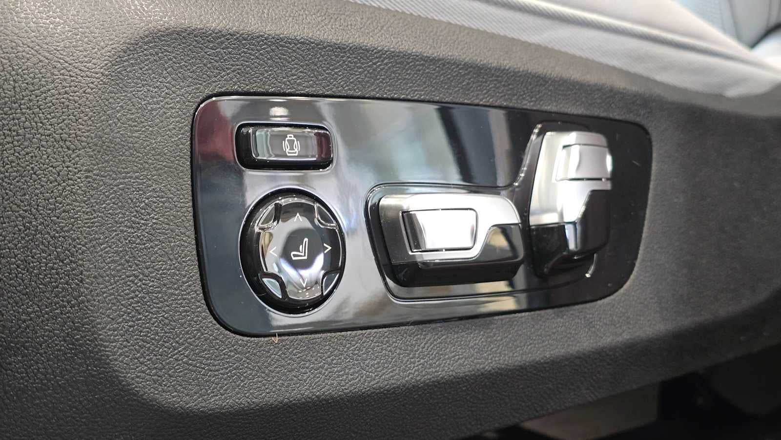 2026 BMW XM Label