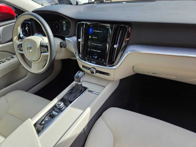 2020 Volvo S60 Momentum