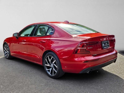 2020 Volvo S60 Momentum