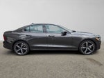 2024 Volvo S60 Plus Dark Theme