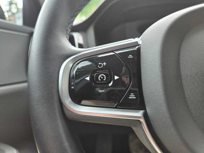 2024 Volvo S60 Plus Dark Theme