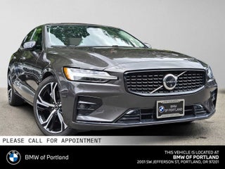 2024 Volvo S60 Plus Dark Theme