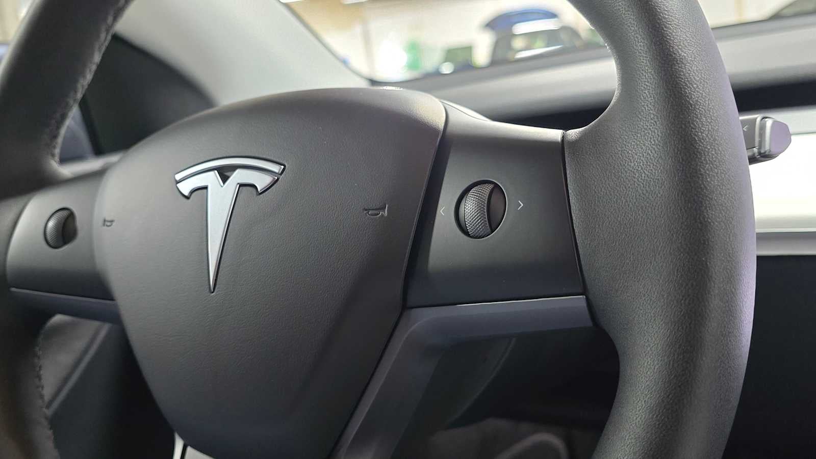 2023 Tesla Model Y RWD
