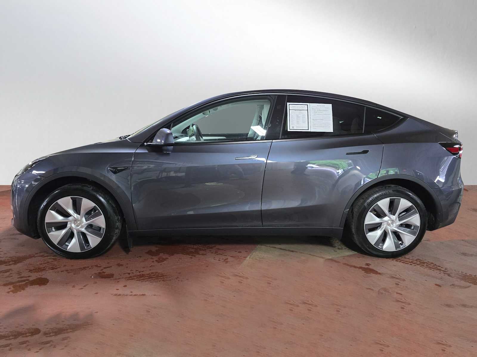 2023 Tesla Model Y RWD