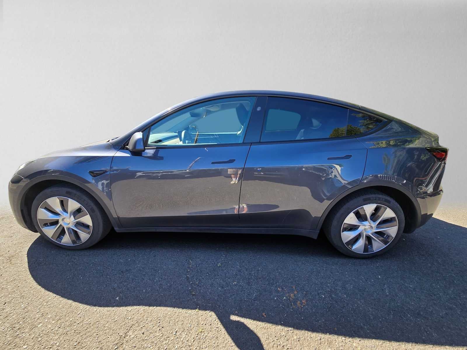 2023 Tesla Model Y AWD