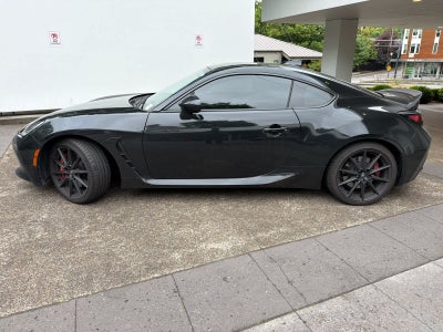 2024 Toyota GR86 Premium