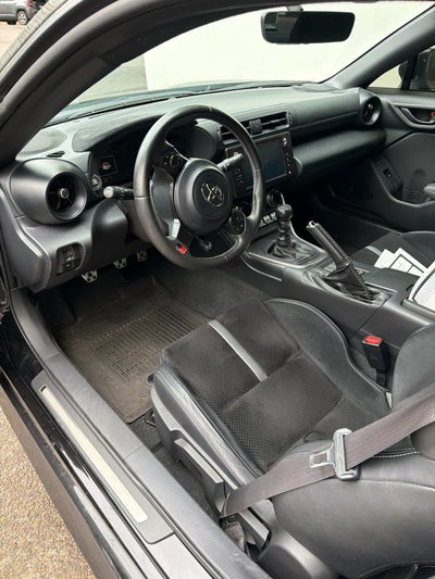 2024 Toyota GR86 Premium