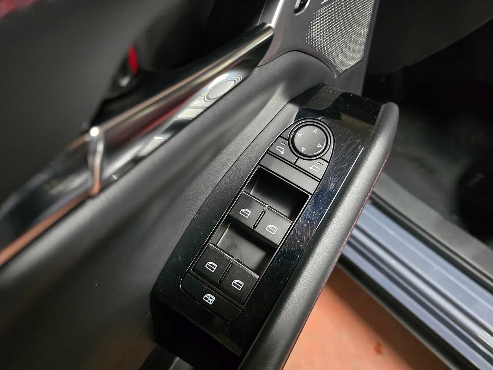 2023 Mazda Mazda3 Hatchback 2.5 S Carbon Edition