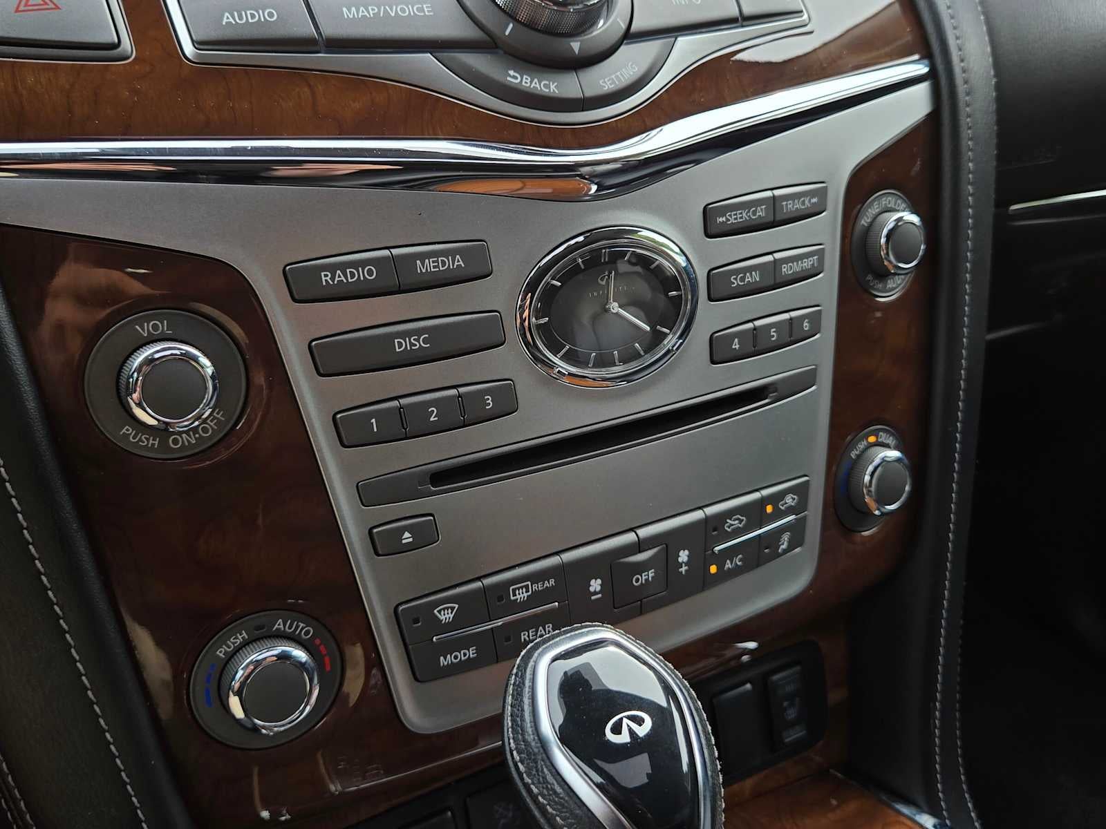 2019 INFINITI QX80 LUXE