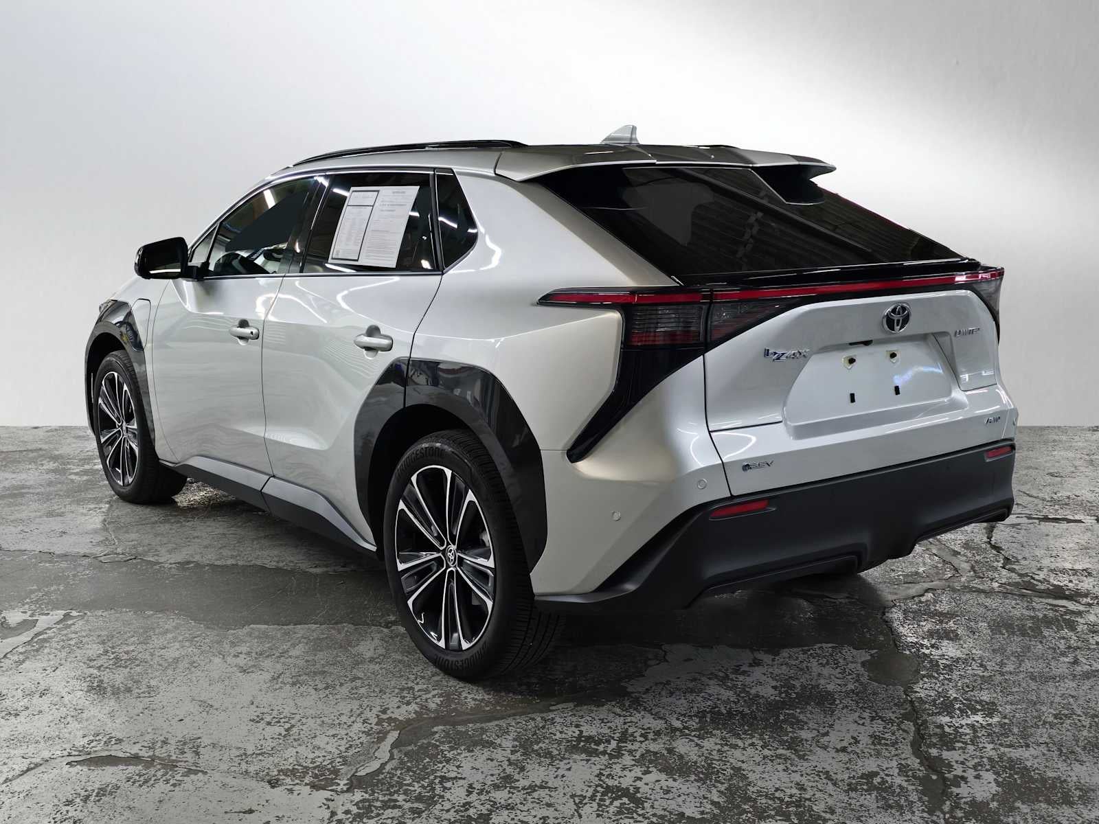 2024 Toyota bZ4X Limited