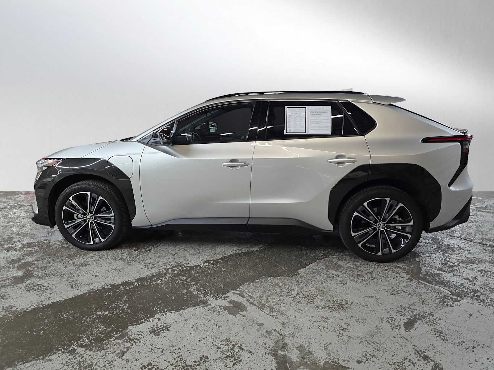 2024 Toyota bZ4X Limited