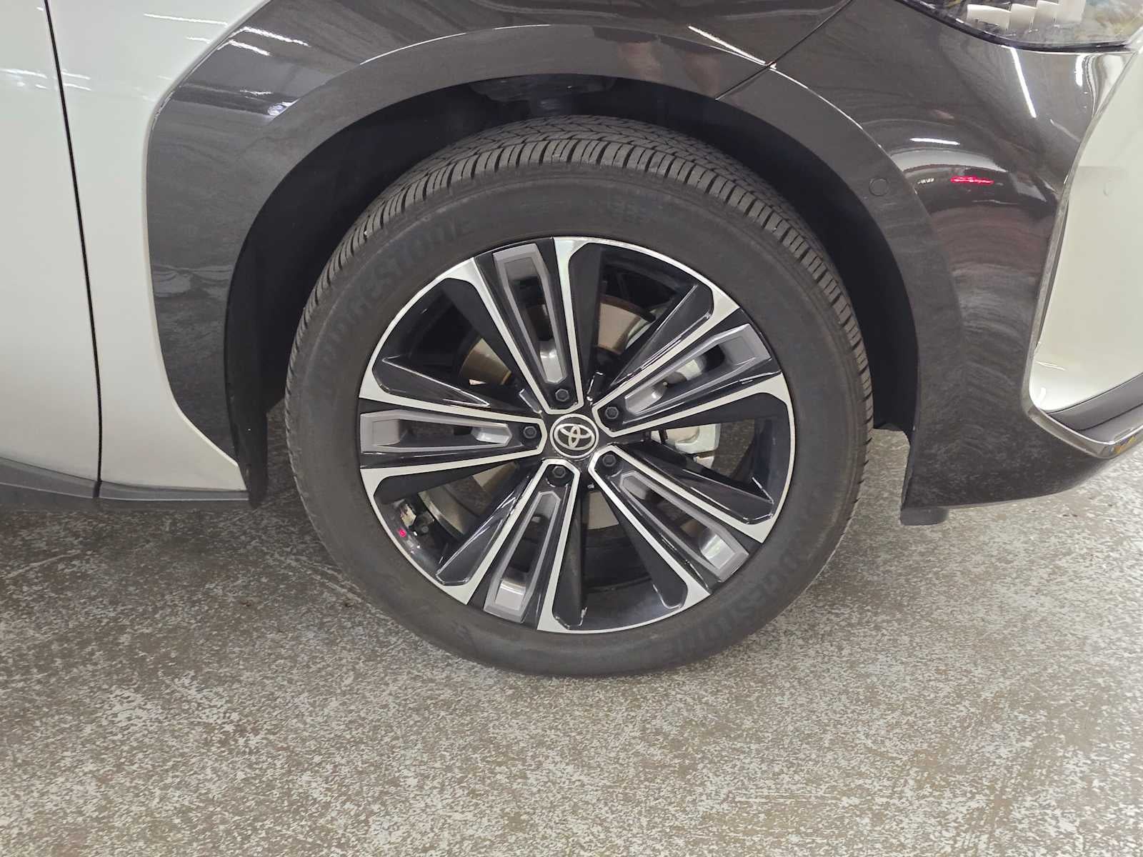 2024 Toyota bZ4X Limited