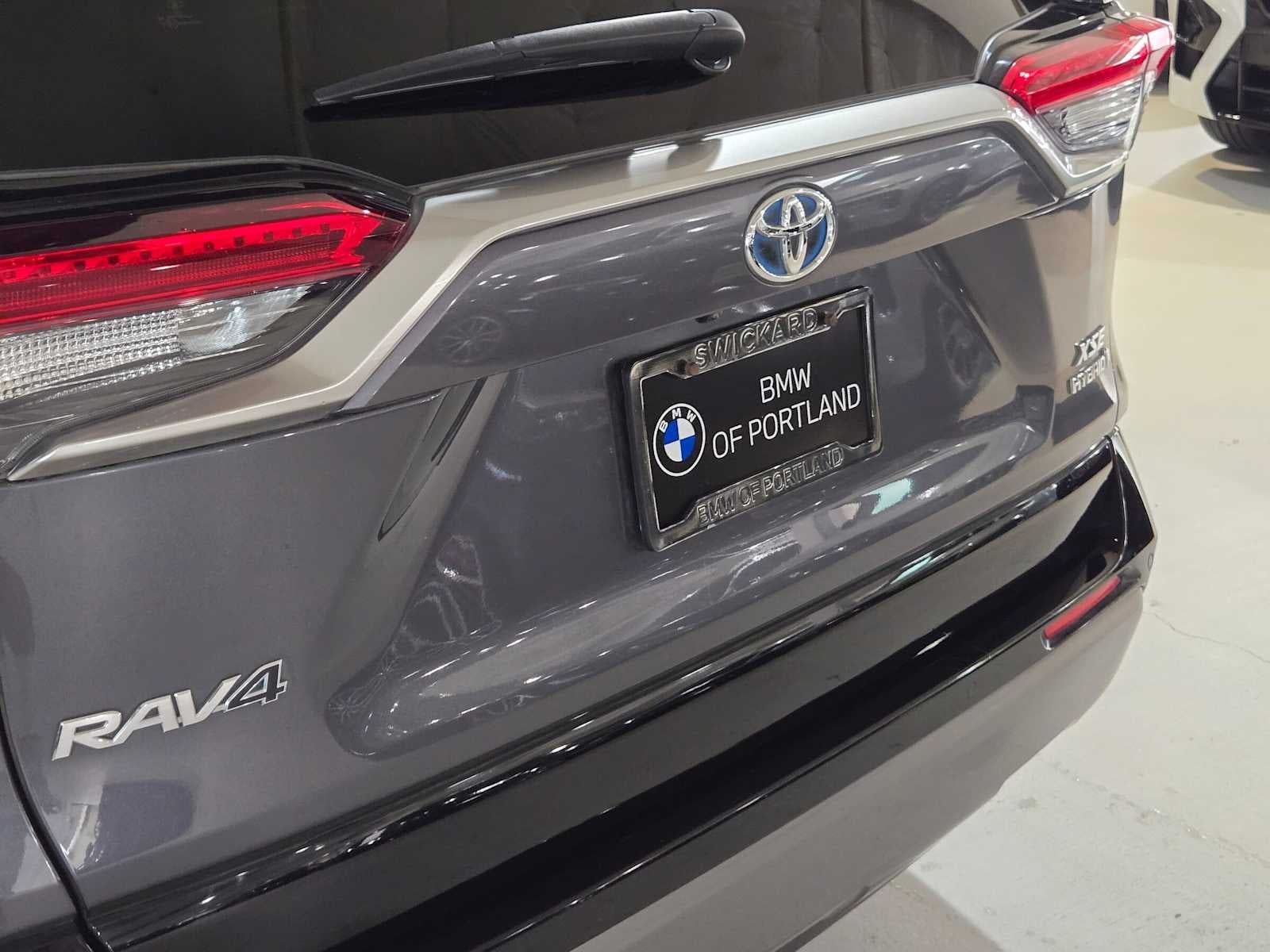 2020 Toyota RAV4 Hybrid XSE