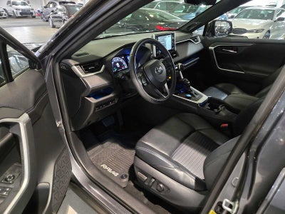 2020 Toyota RAV4 Hybrid XSE