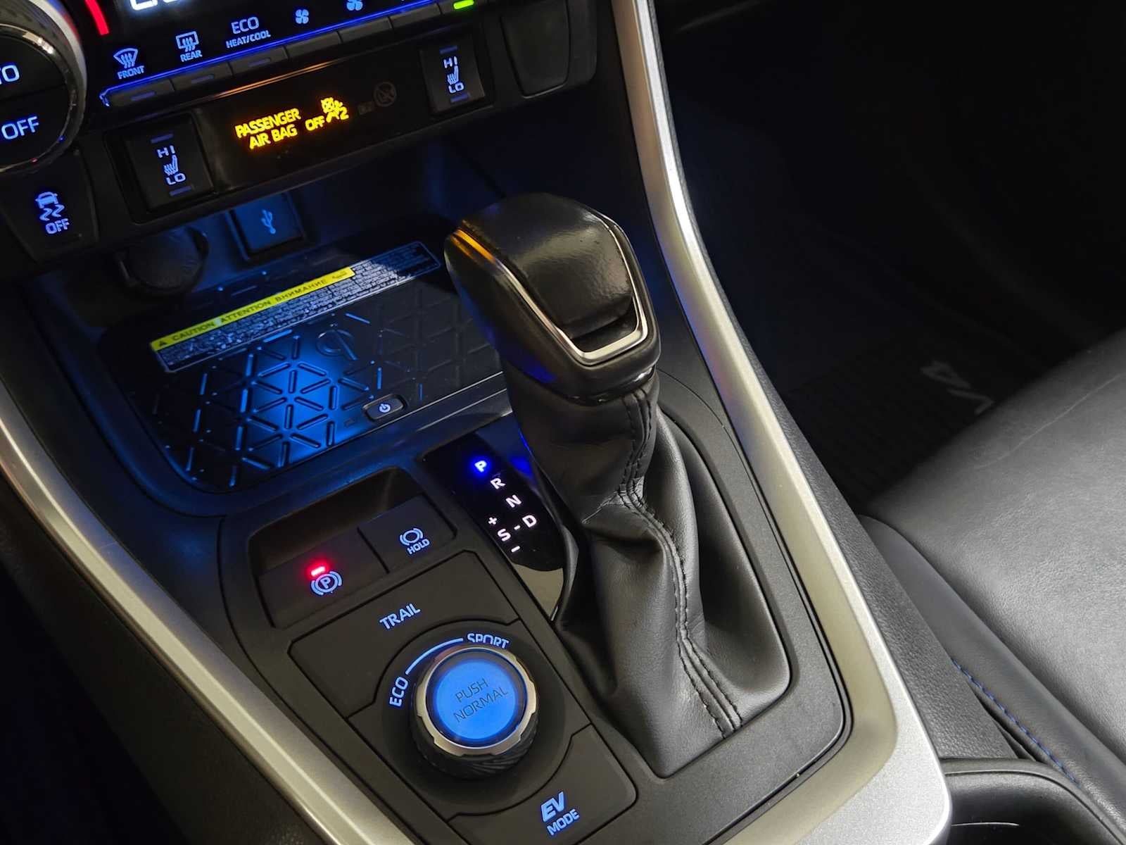 2020 Toyota RAV4 Hybrid XSE