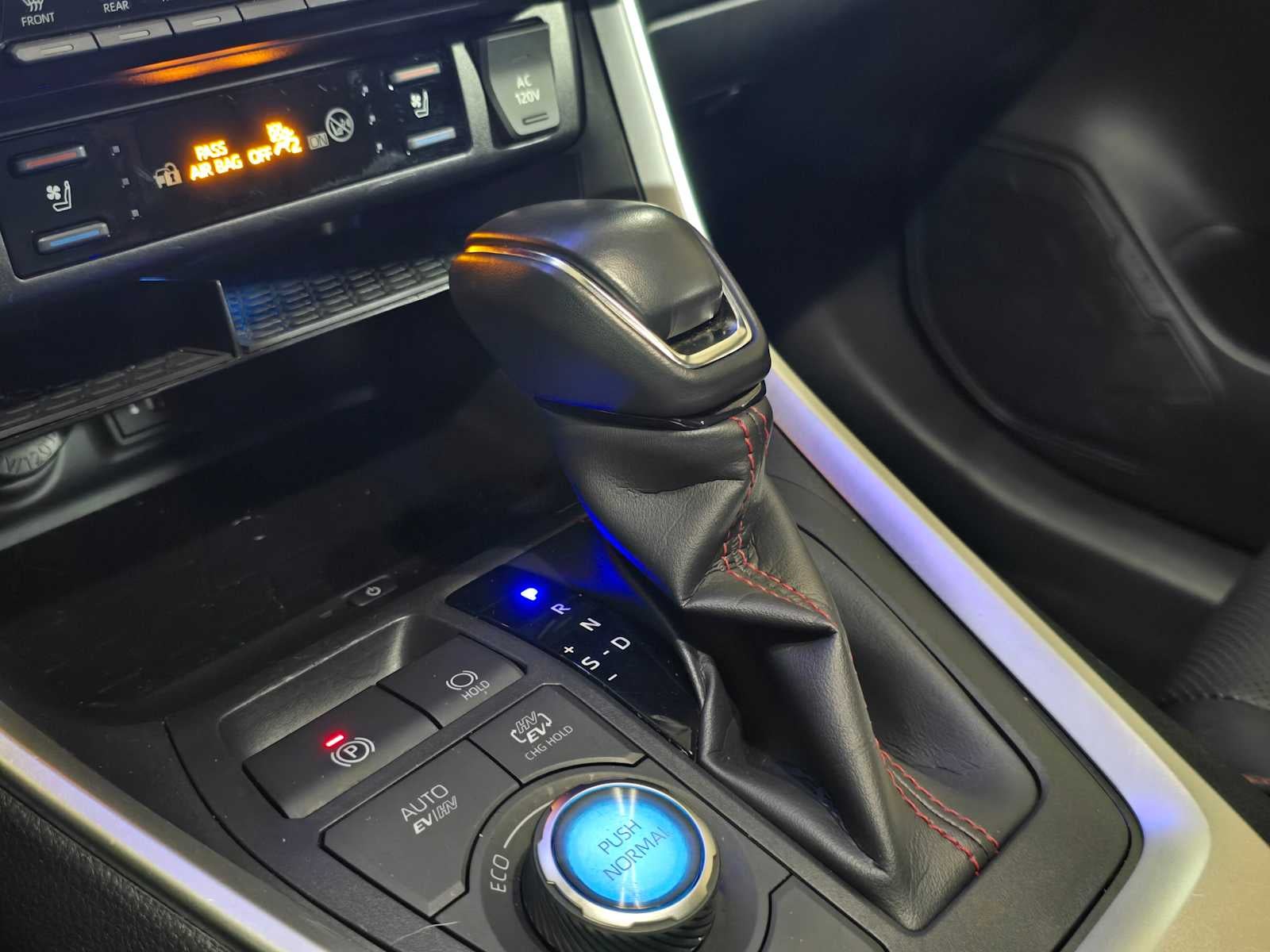 2024 Toyota RAV4 Prime XSE