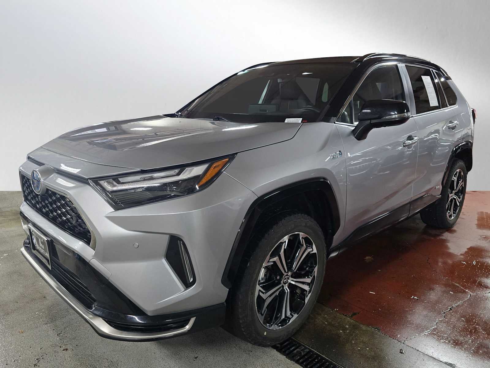 2024 Toyota RAV4 Prime XSE