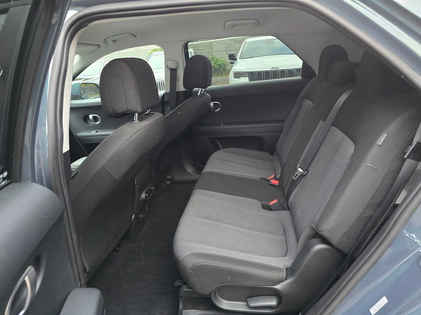 2024 Hyundai IONIQ 5 SE