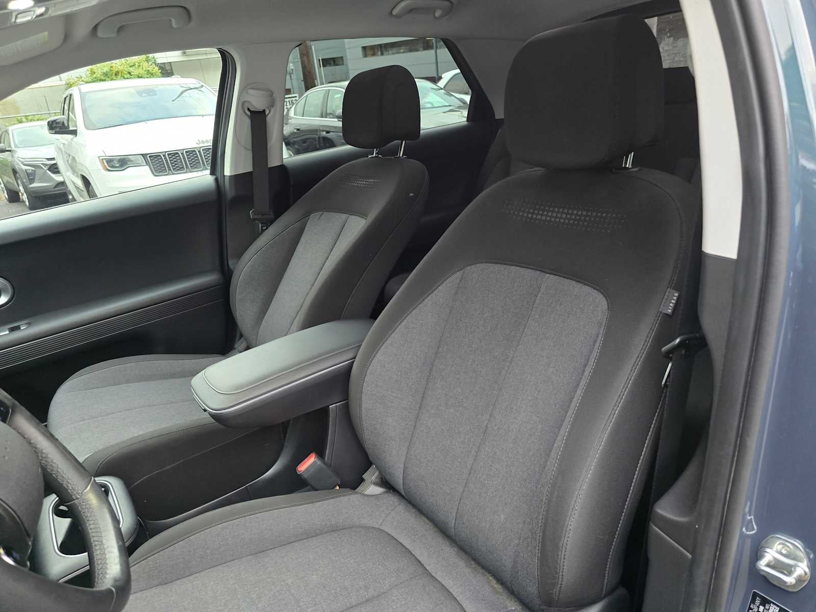 2024 Hyundai IONIQ 5 SE