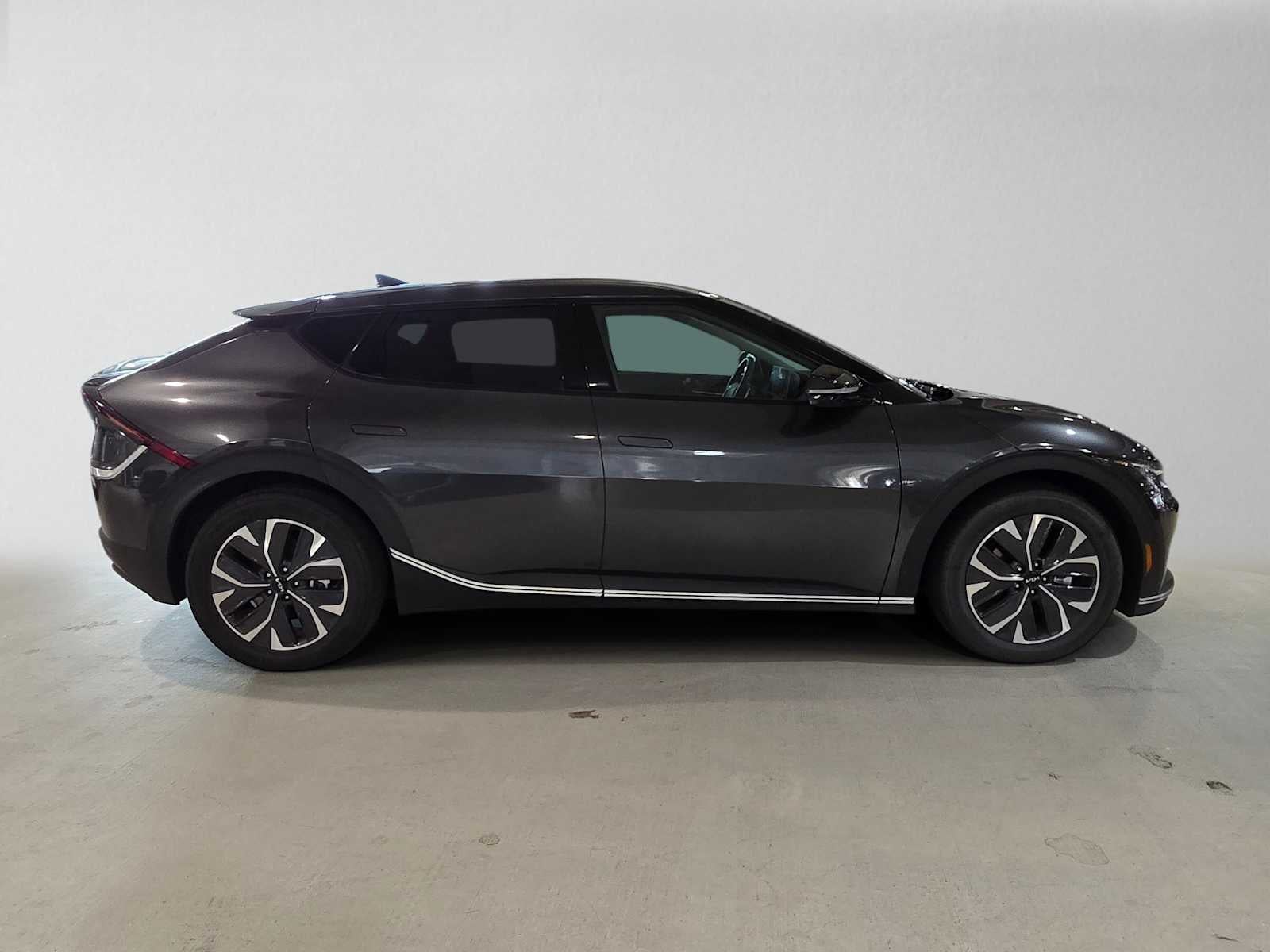 Used 2024 Kia EV6 Light L/R with VIN KNDC3DLC5R5196227 for sale in Portland, OR