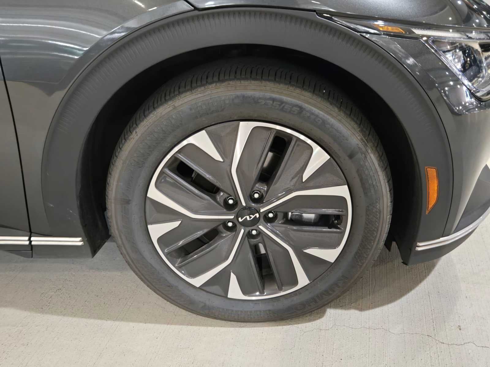 2024 Kia EV6 Light Long Range