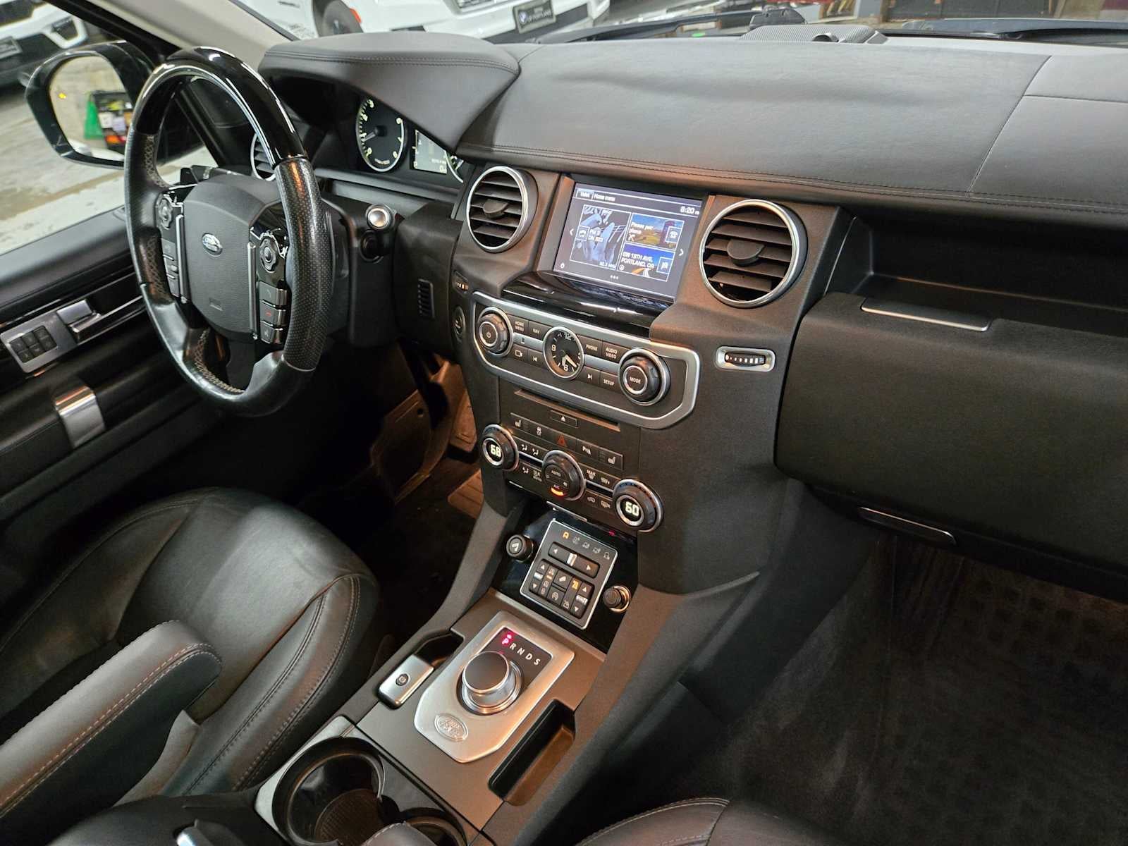 2016 Land Rover LR4 HSE LUX