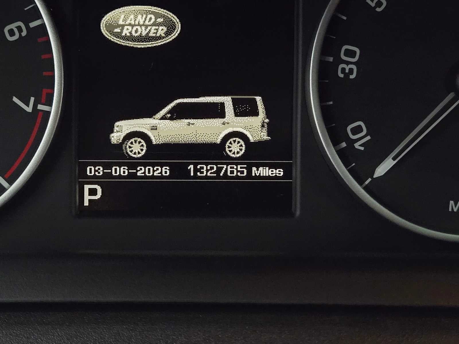 2016 Land Rover LR4 HSE LUX