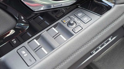 2023 Land Rover Range Rover Evoque R-Dynamic SE