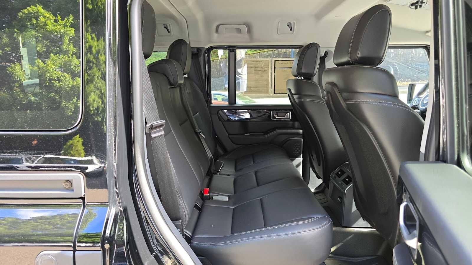 2024 INEOS Grenadier Station Wagon 4x4