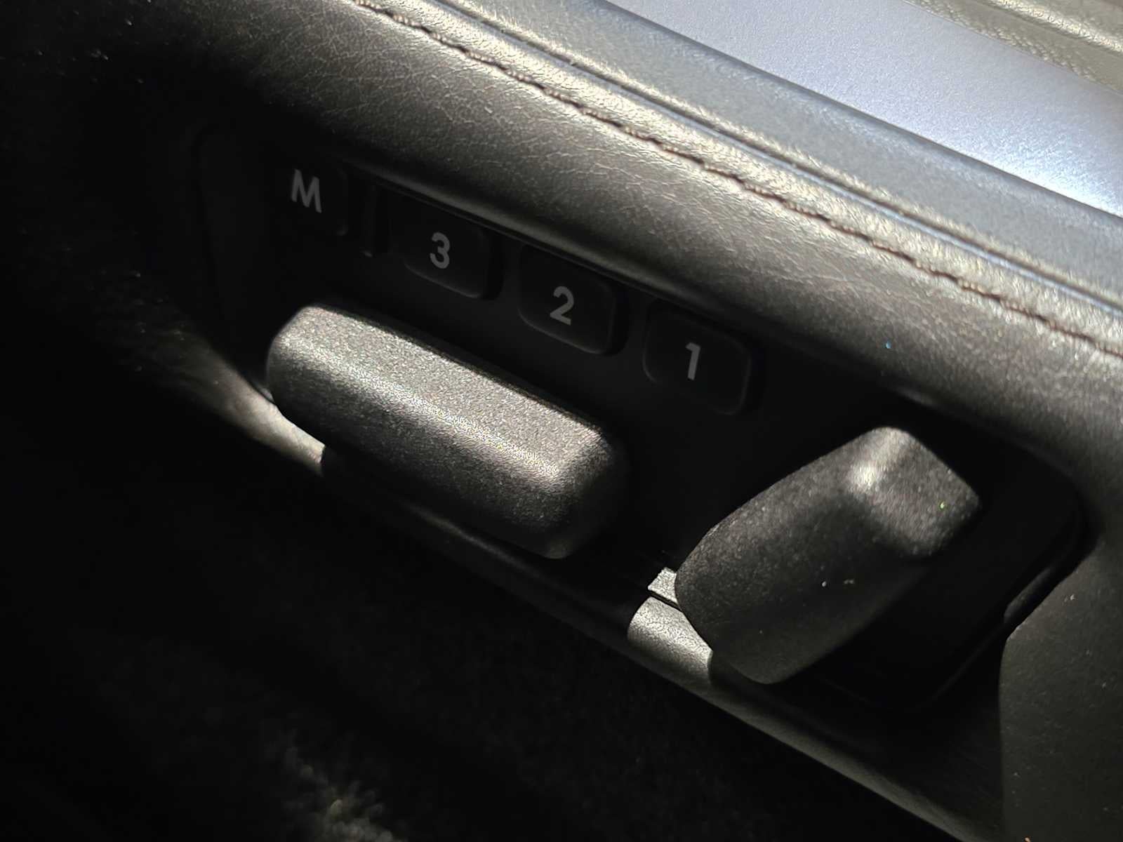2008 Aston Martin DB9 2dr Volante Auto
