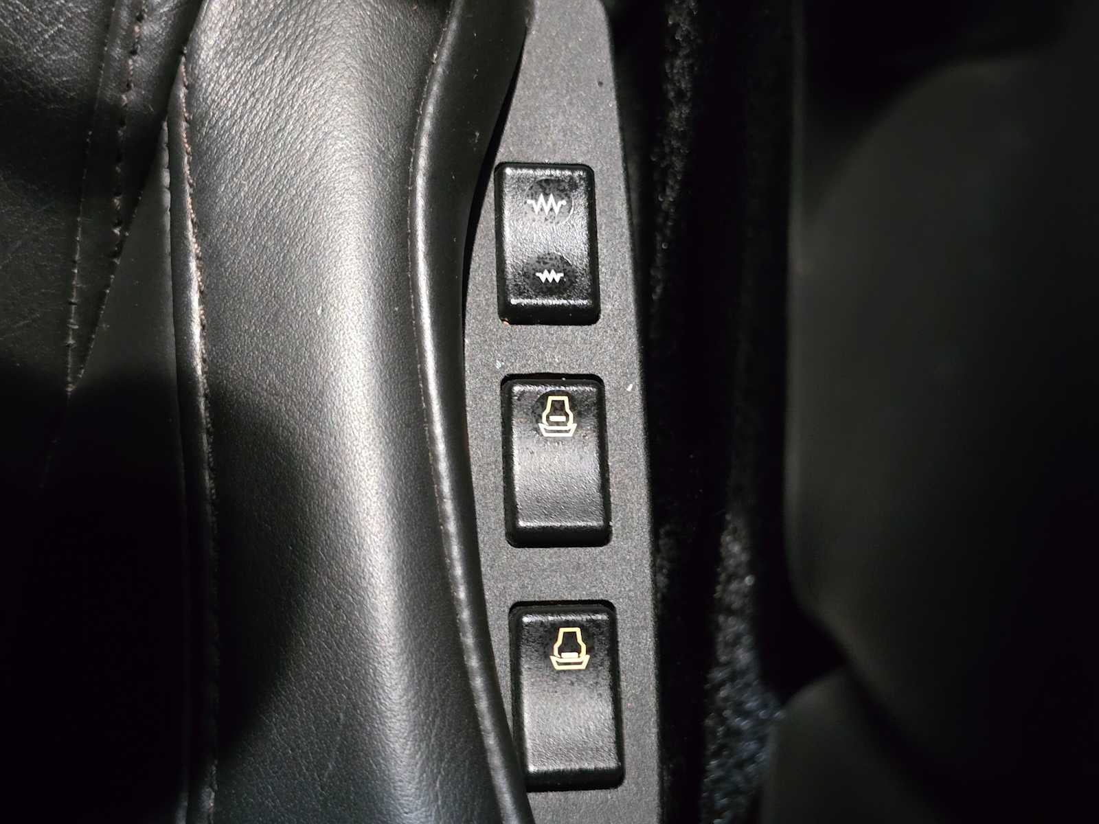 2008 Aston Martin DB9 2dr Volante Auto