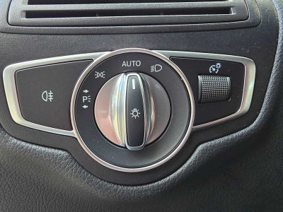 2021 Mercedes-Benz GLC 300 GLC 300