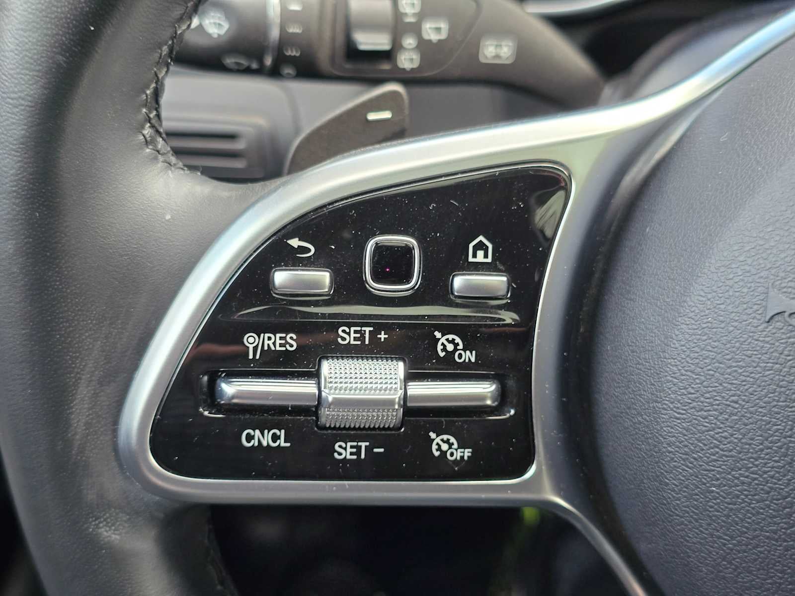 2021 Mercedes-Benz GLC 300 GLC 300