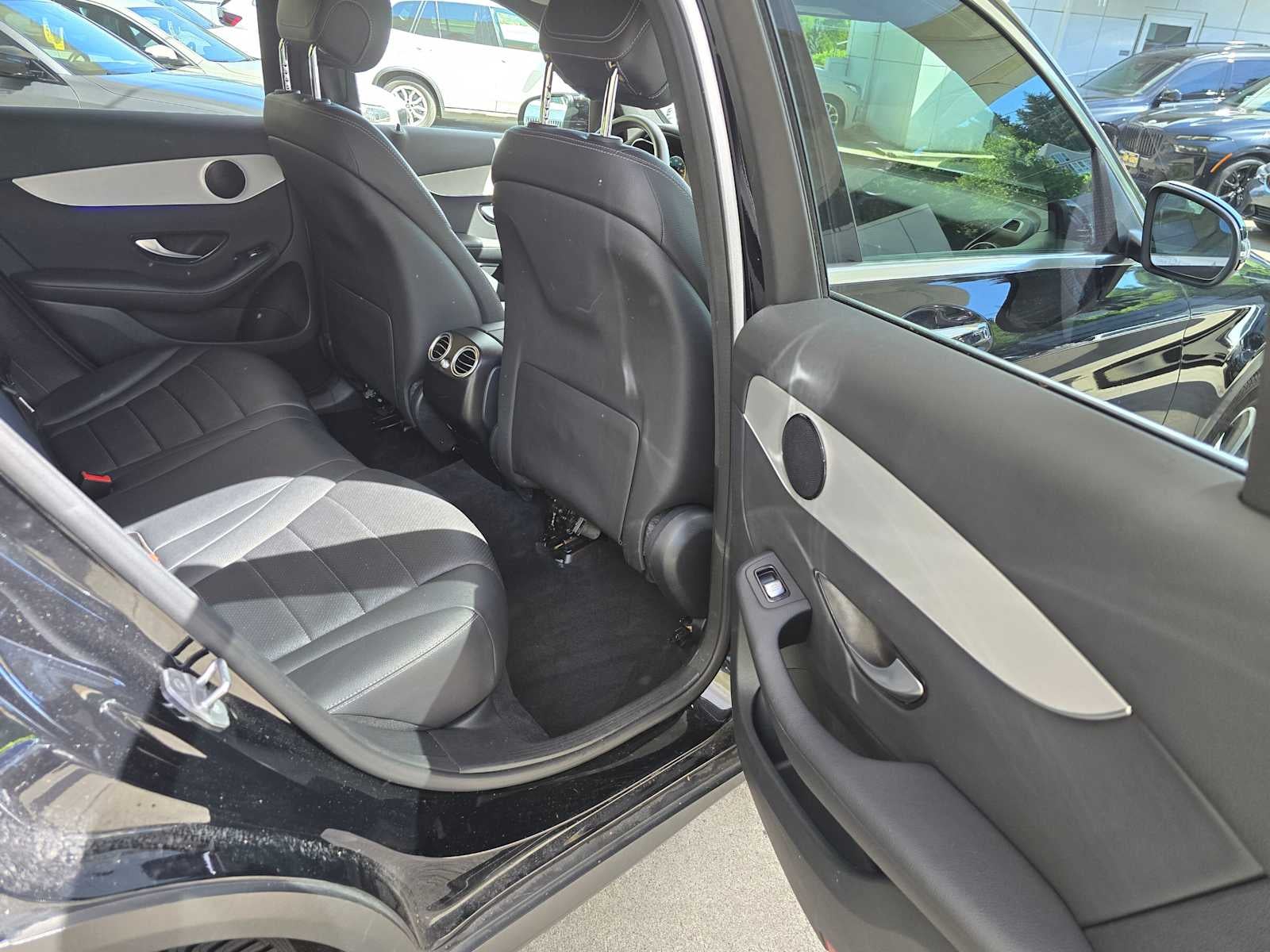 2021 Mercedes-Benz GLC 300 GLC 300