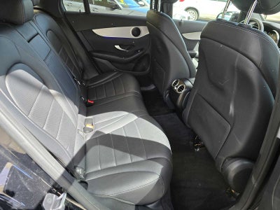 2021 Mercedes-Benz GLC 300 GLC 300