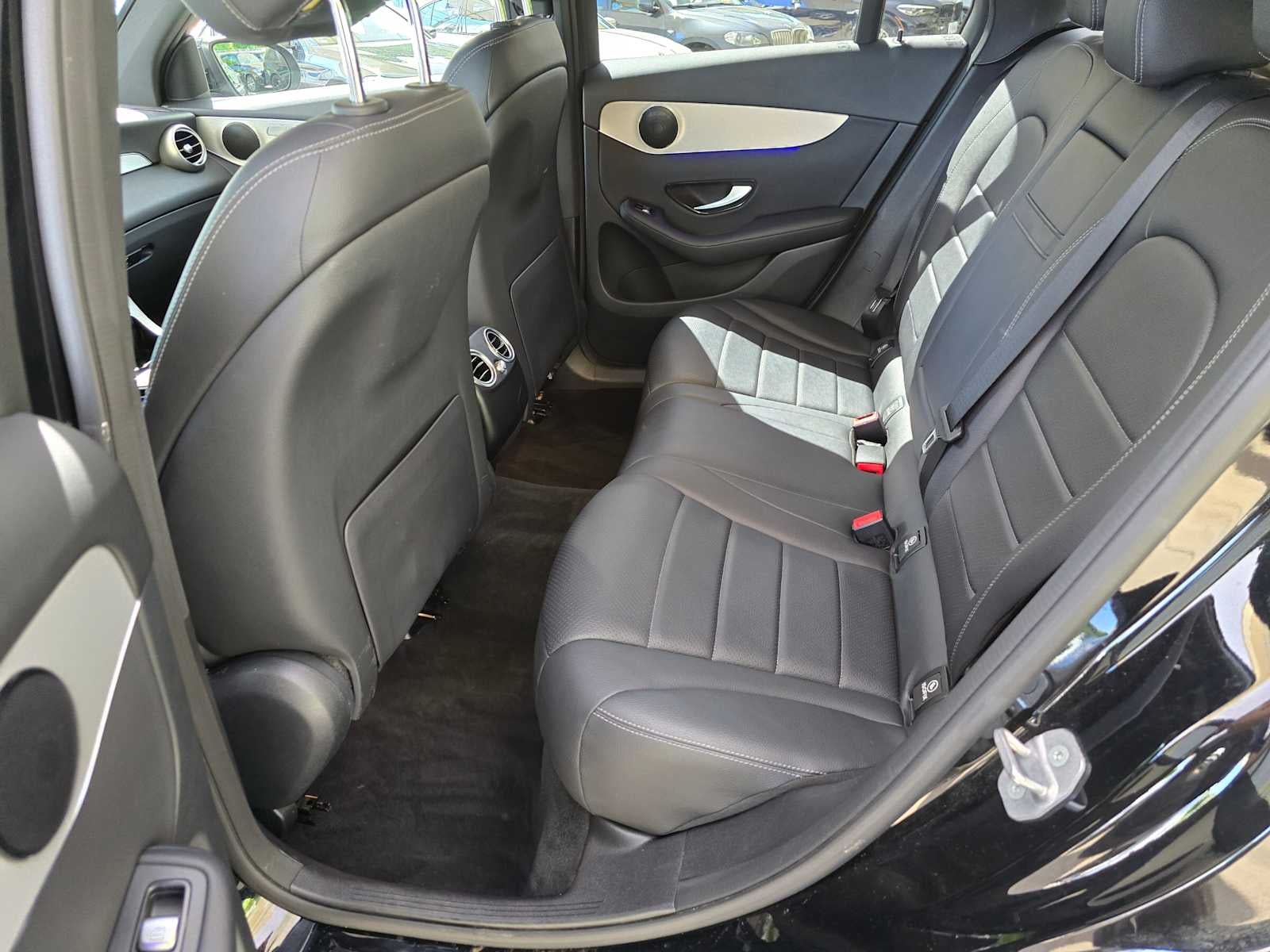 2021 Mercedes-Benz GLC 300 GLC 300