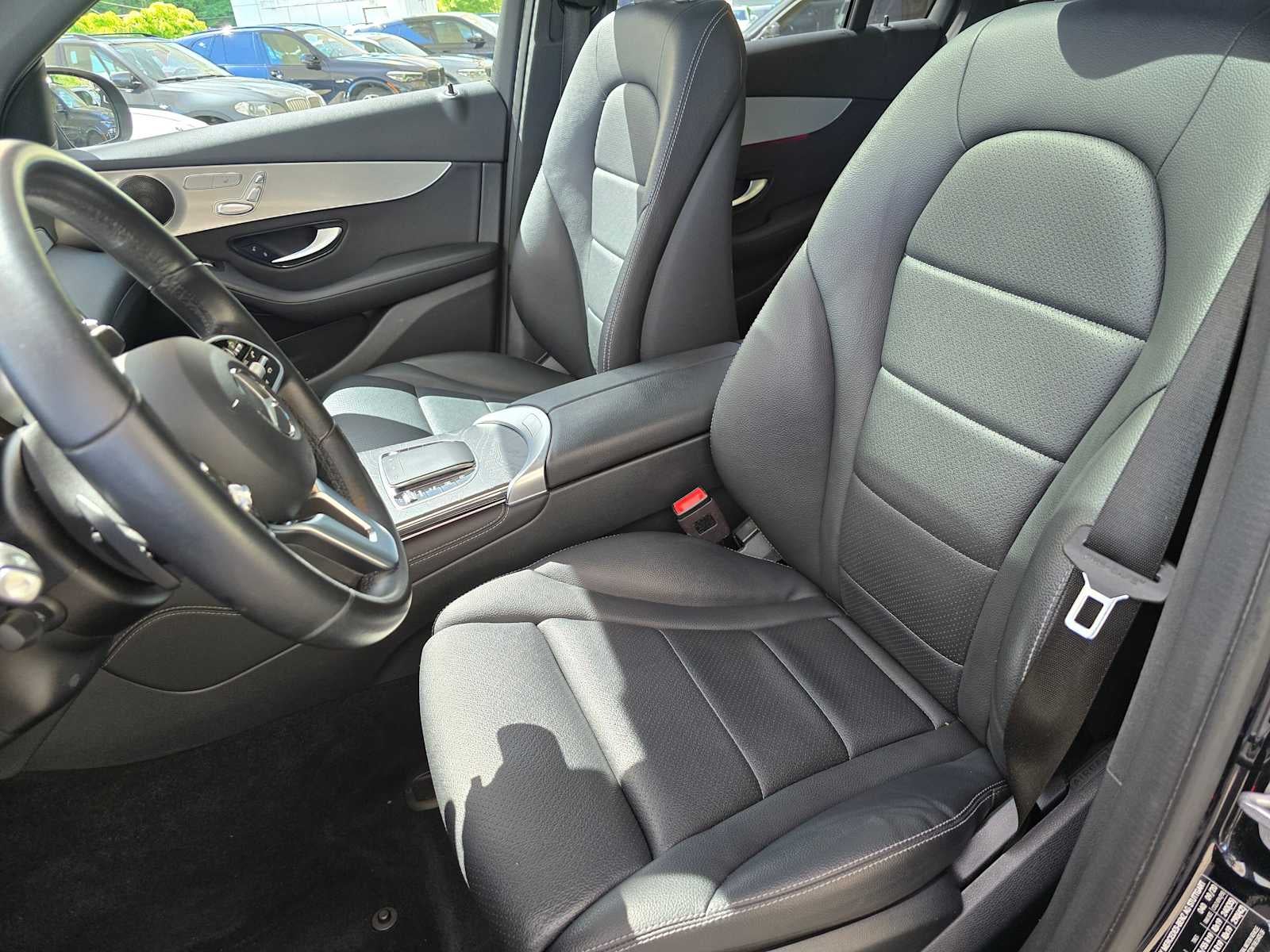 2021 Mercedes-Benz GLC 300 GLC 300
