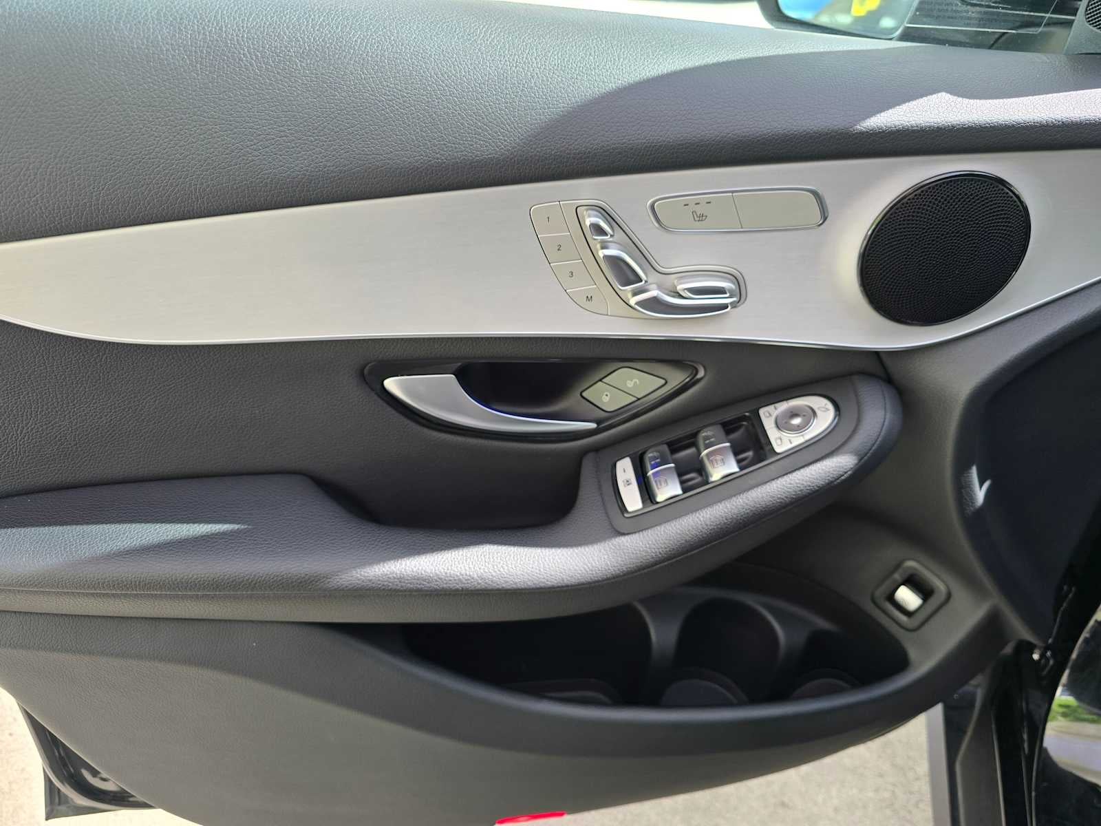2021 Mercedes-Benz GLC 300 GLC 300