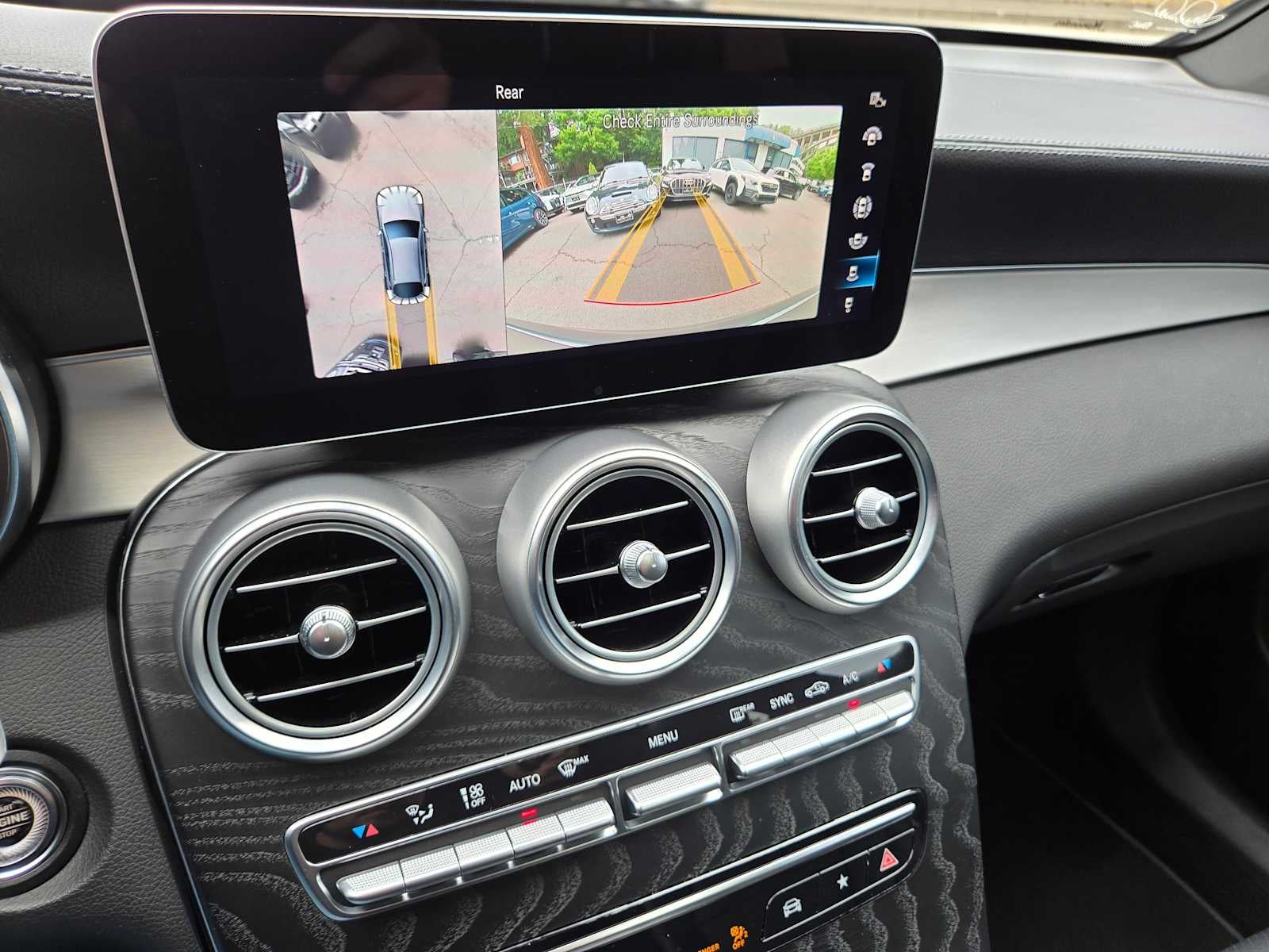 2023 Mercedes-Benz GLC 300 GLC 300