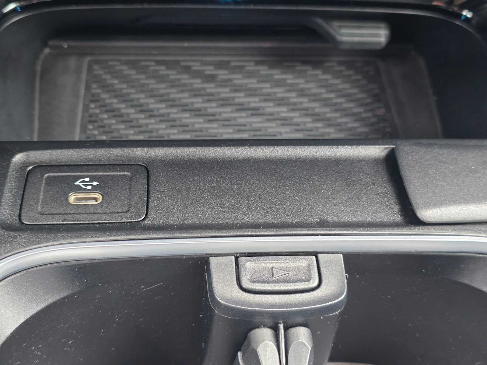 2024 Mercedes-Benz EQB 250+ EQB 250+