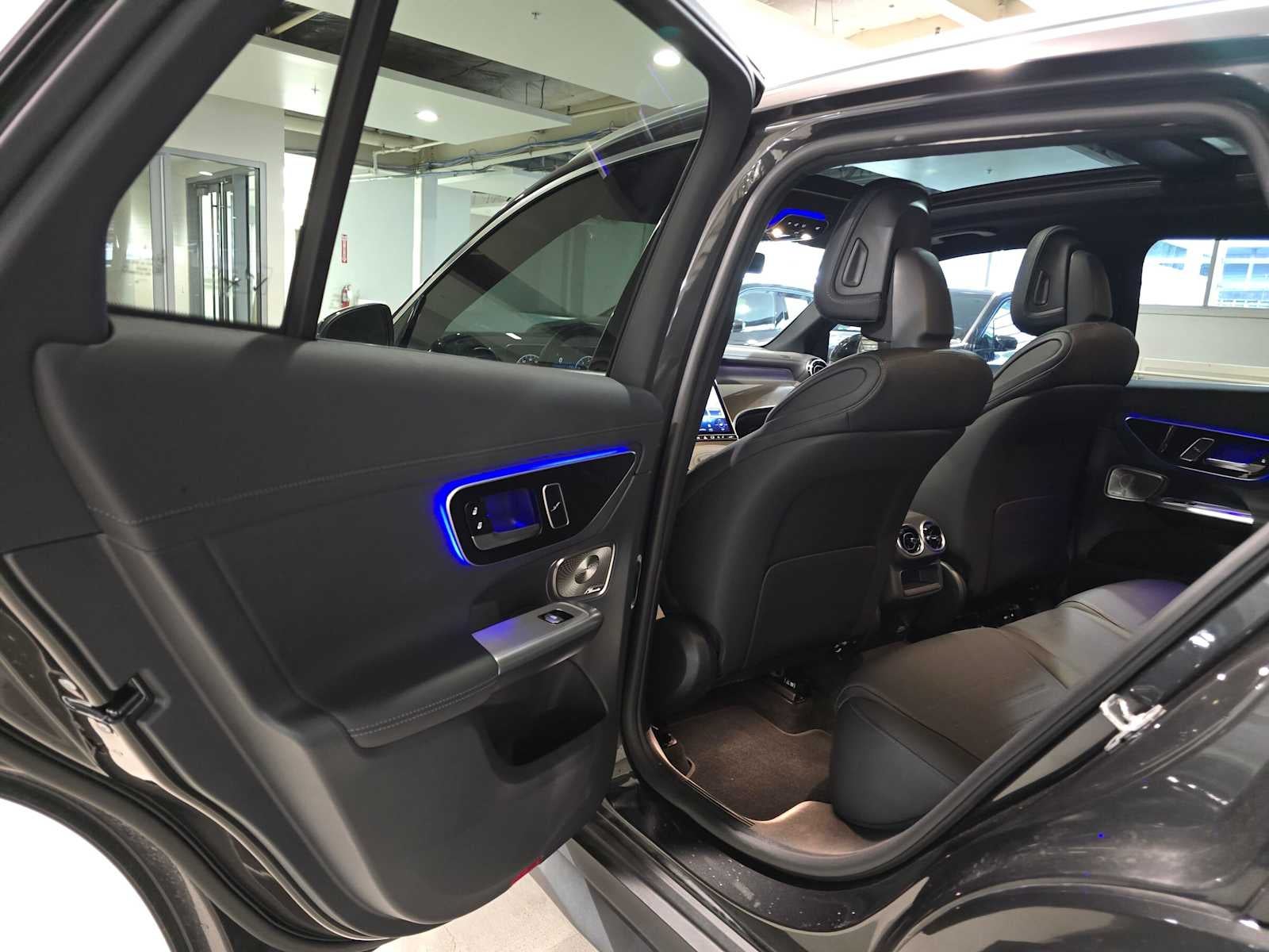 2024 Mercedes-Benz GLC 300 GLC 300