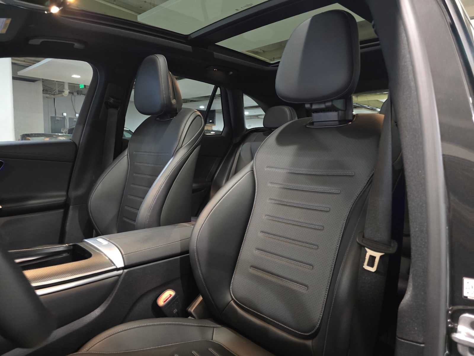 2024 Mercedes-Benz GLC 300 GLC 300