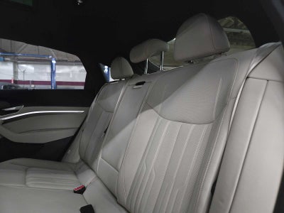 2023 Audi e-tron Sportback S line Prestige