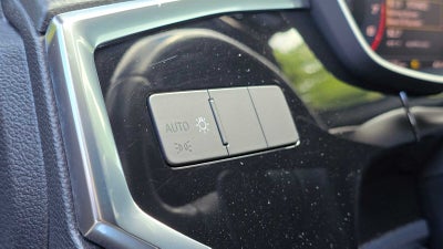 2021 Audi Q3 S line Premium